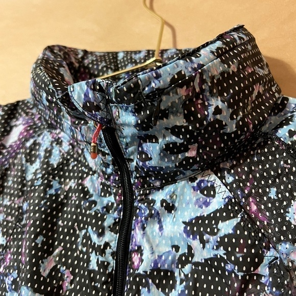 Lululemon | Back Pack It Jacket Floral Sport Tranquil Blue Zip Up Hoodie Size 8 - Picture 6 of 16